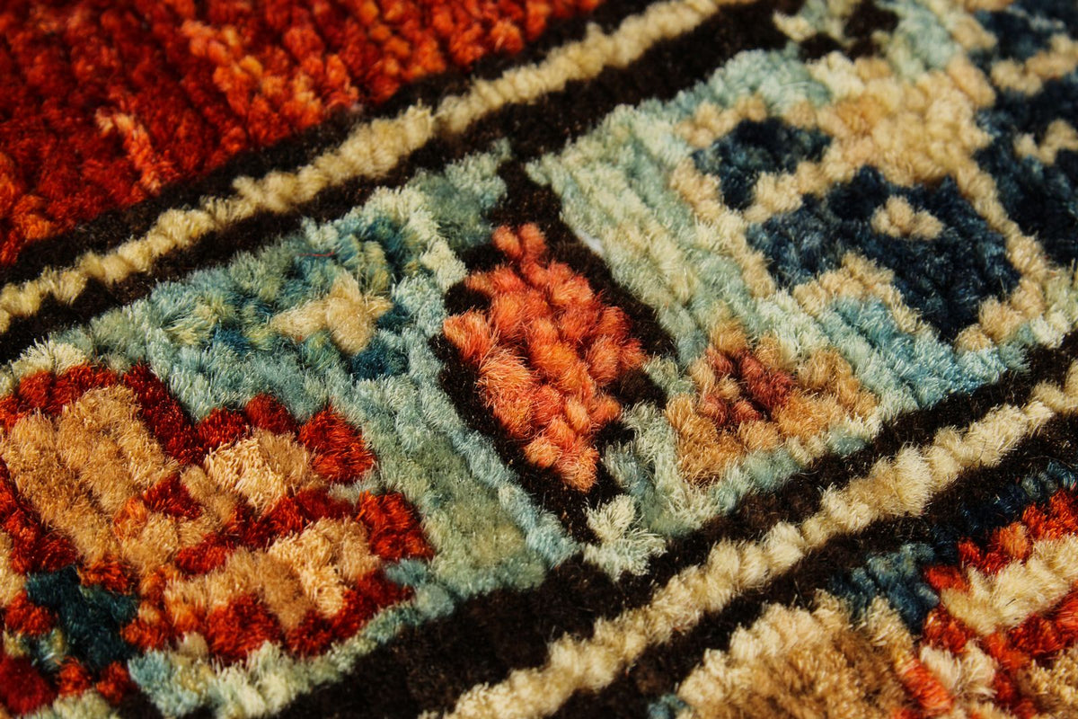 6x9 Rust and Navy Traditional Rug