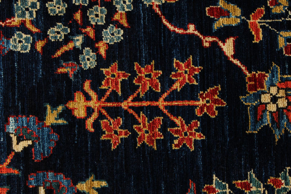 10x14 Navy and Red Traditional Rug