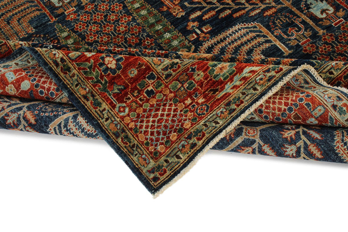 6x9 Navy and Rust Traditional Rug
