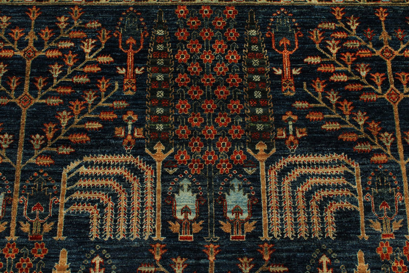 6x9 Navy and Rust Traditional Rug