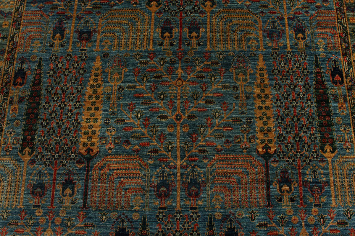 6x9 Blue and Green Traditional Rug