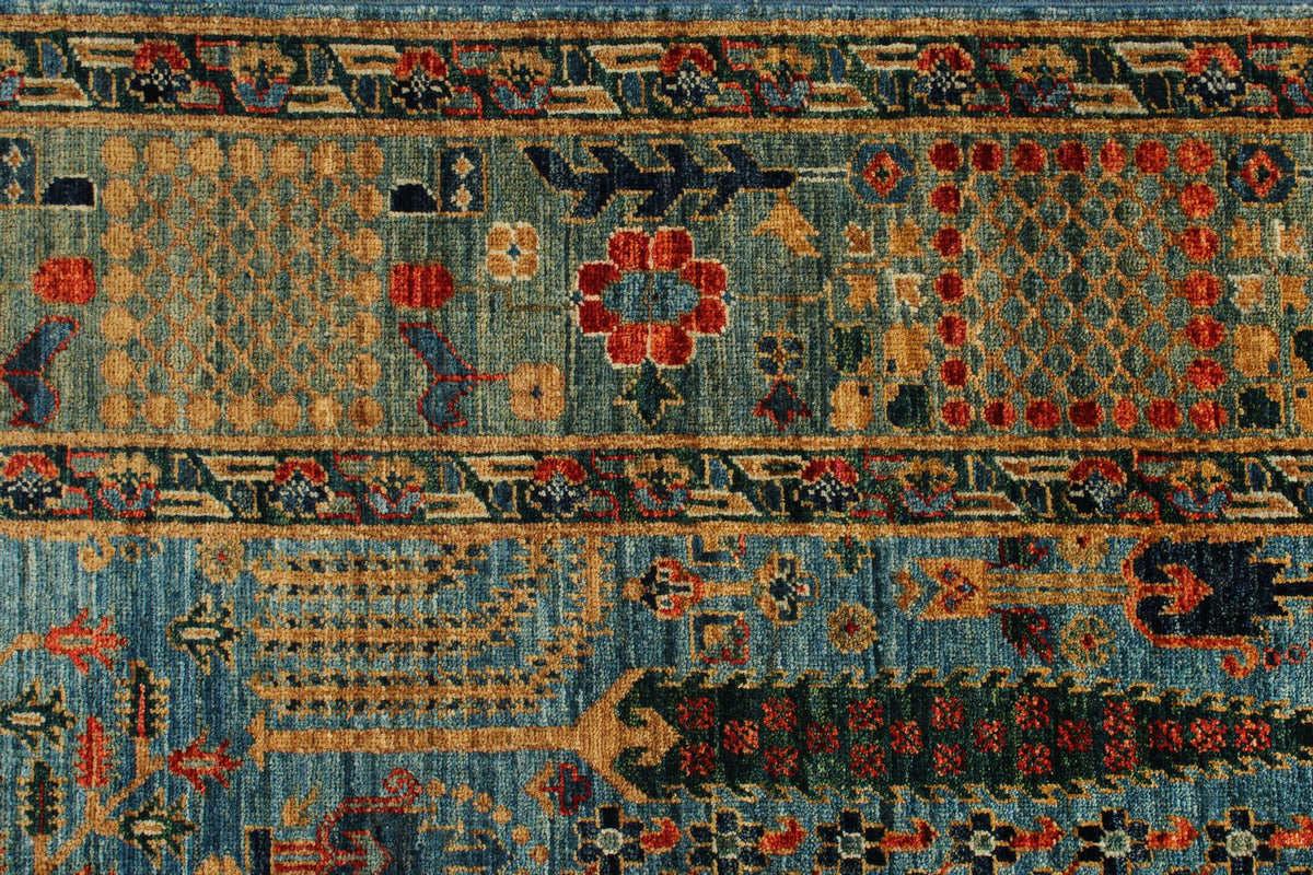 6x9 Blue and Green Traditional Rug