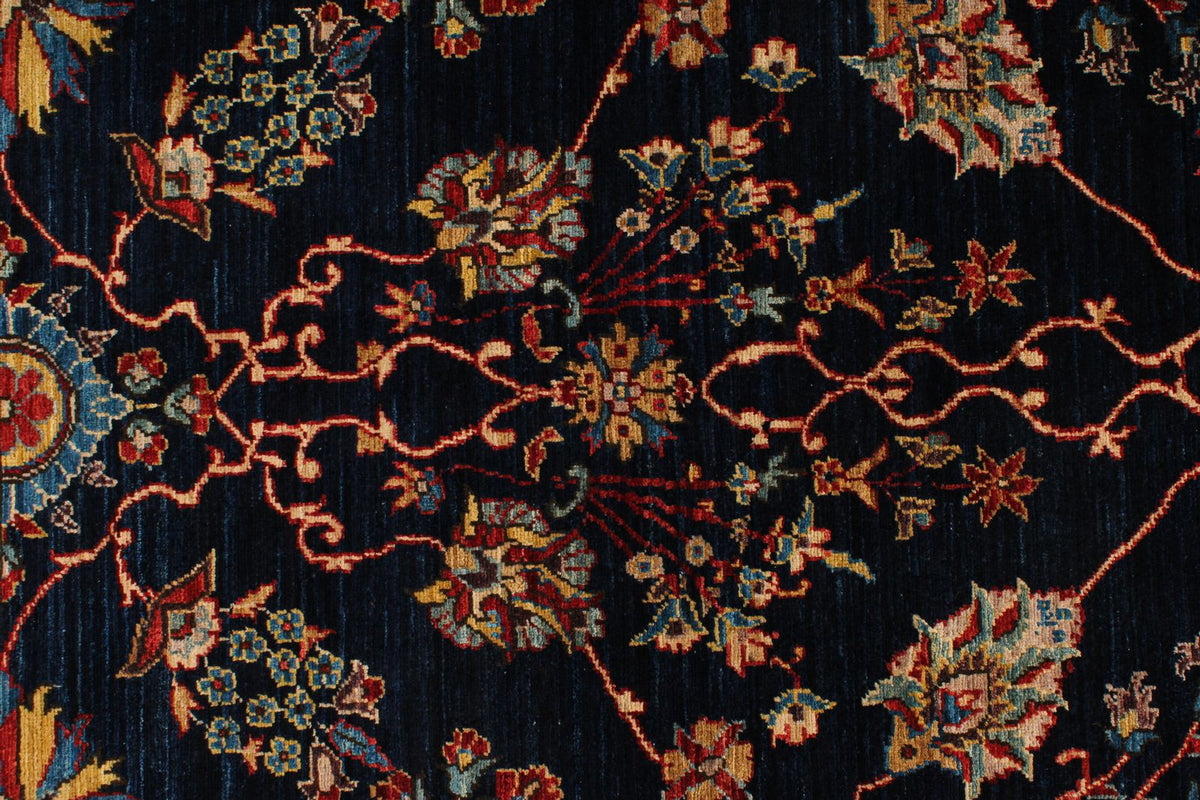 6x9 Navy and Multicolor Traditional Rug