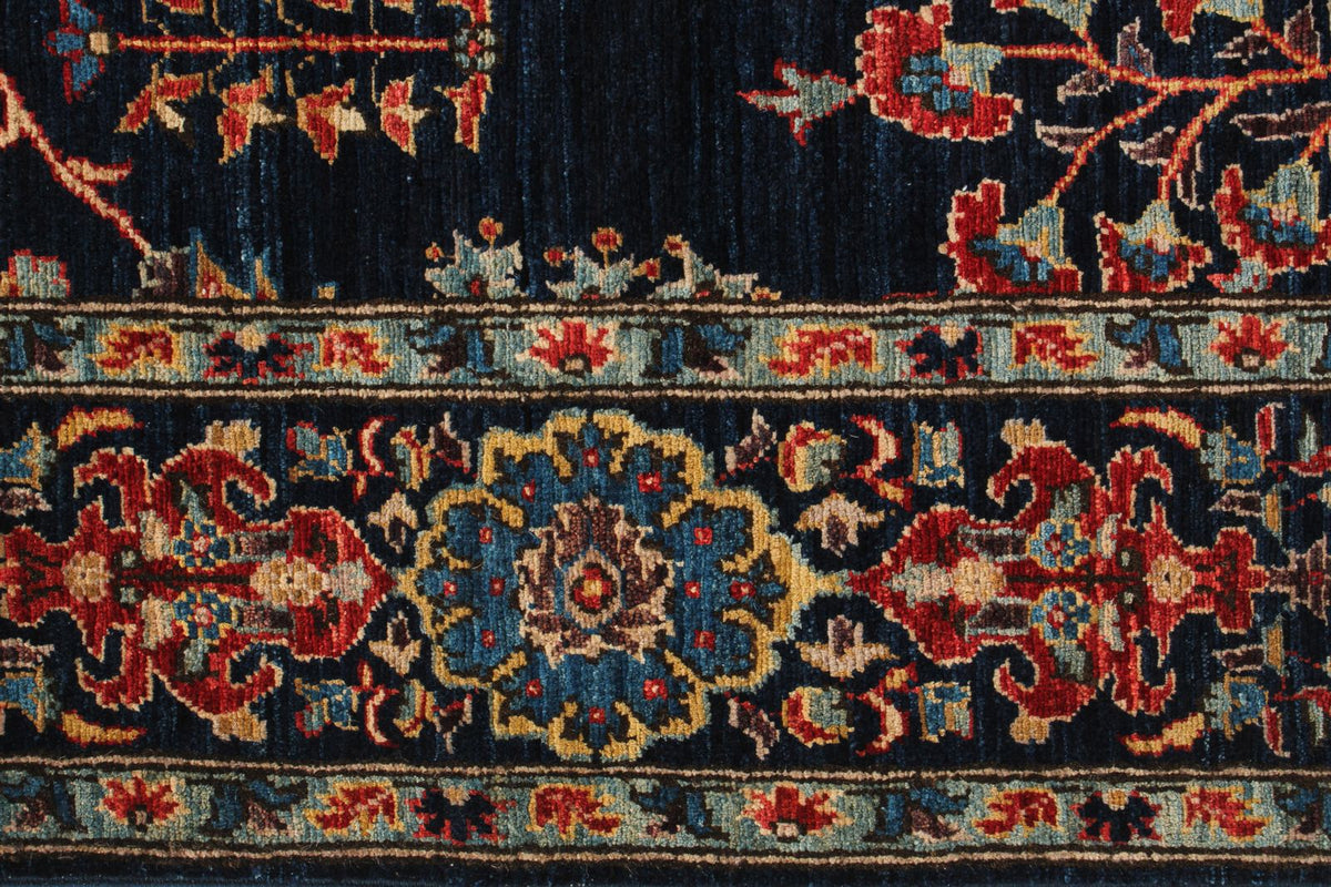 6x9 Navy and Multicolor Traditional Rug