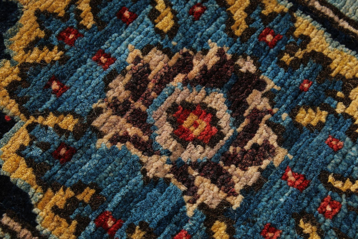 6x9 Navy and Multicolor Traditional Rug