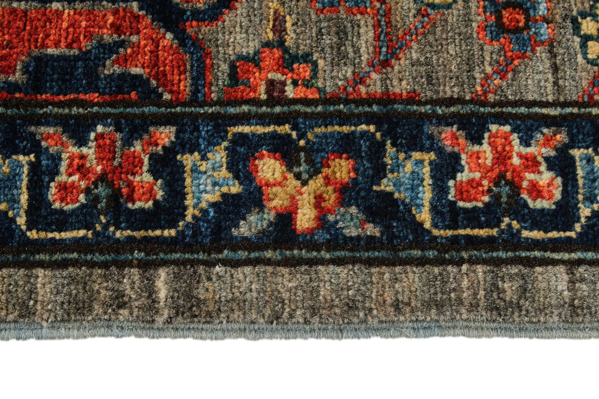6x9 Gray and Multicolor Traditional Rug