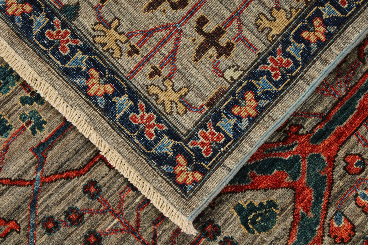 6x9 Gray and Multicolor Traditional Rug