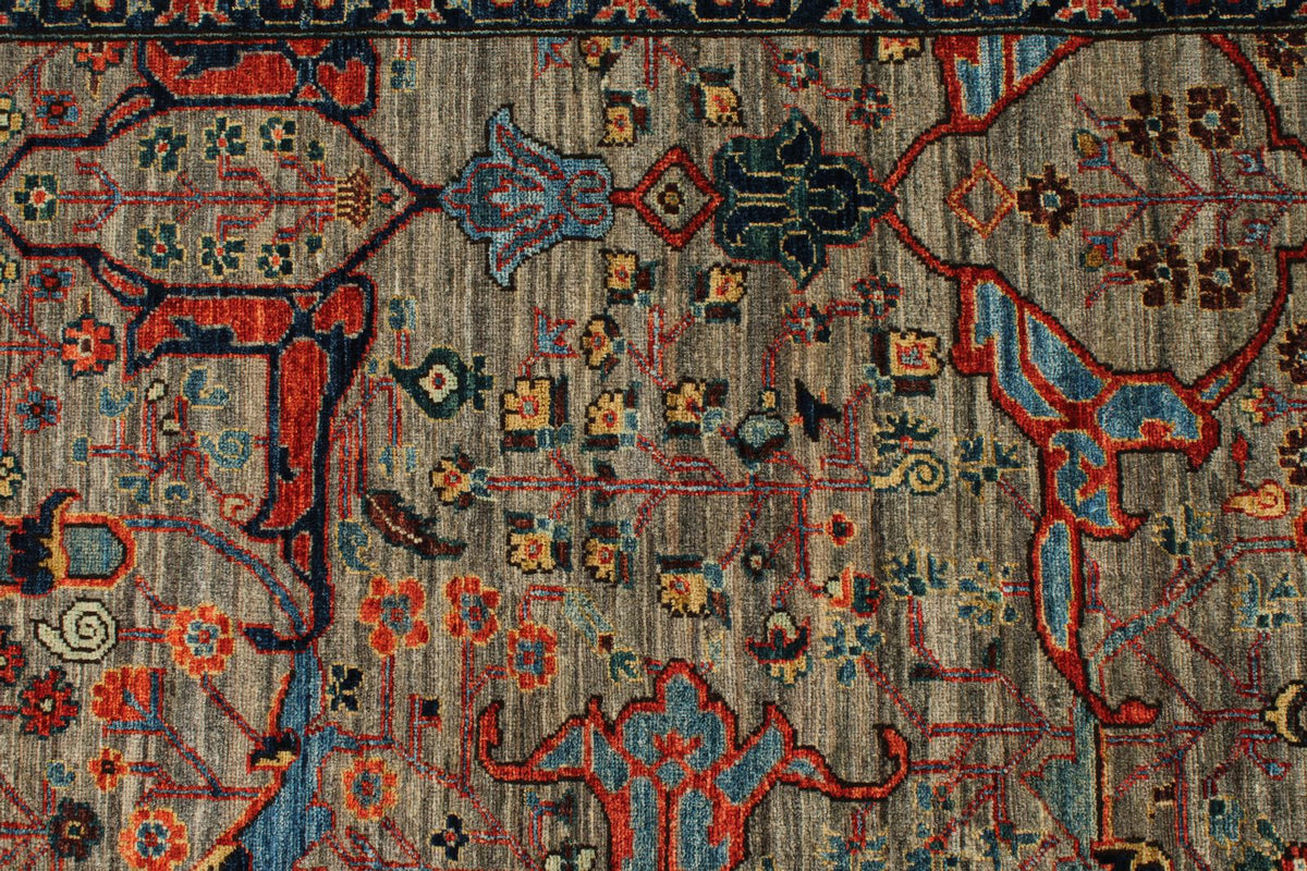 6x9 Gray and Multicolor Traditional Rug
