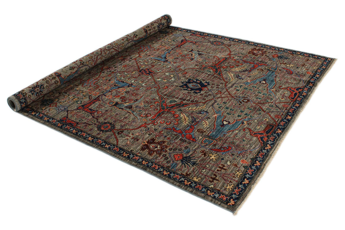 6x9 Gray and Multicolor Traditional Rug