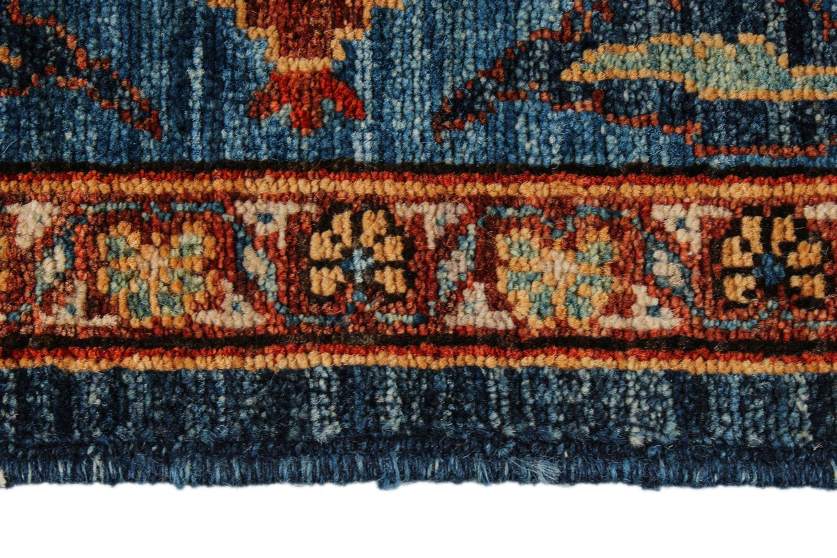 6x9 Navy and Blue Traditional Rug