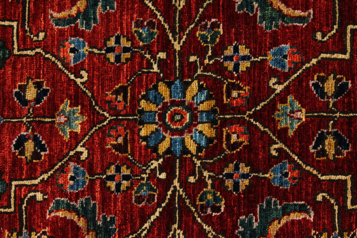 8x10 Red and Navy Traditional Rug