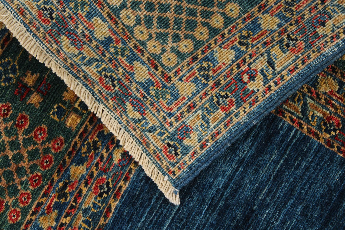 3x5 Navy and Green Traditional Rug