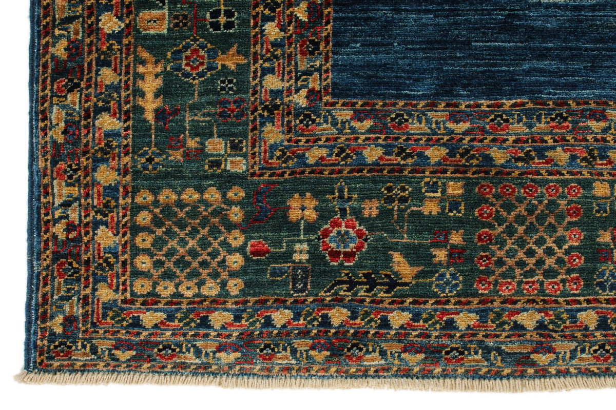 3x5 Navy and Green Traditional Rug