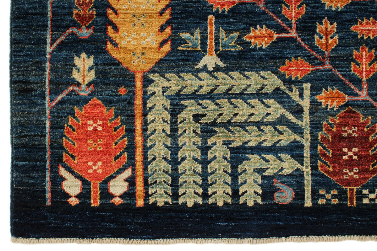 5x7 Navy and Multicolor Anatolian Traditional Rug