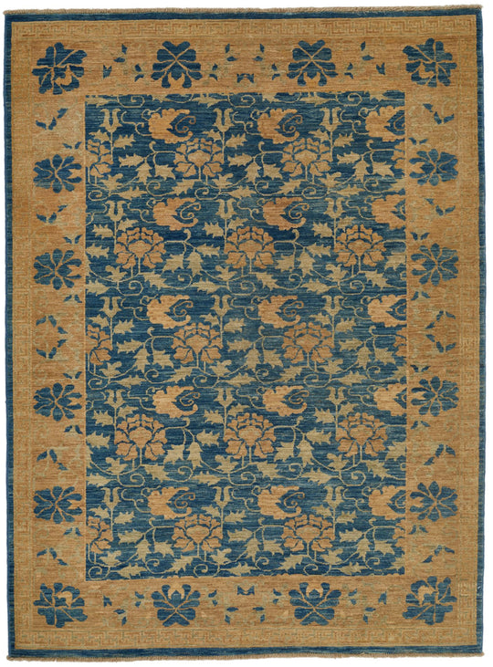 5x7 Blue and Ivory Traditional Rug