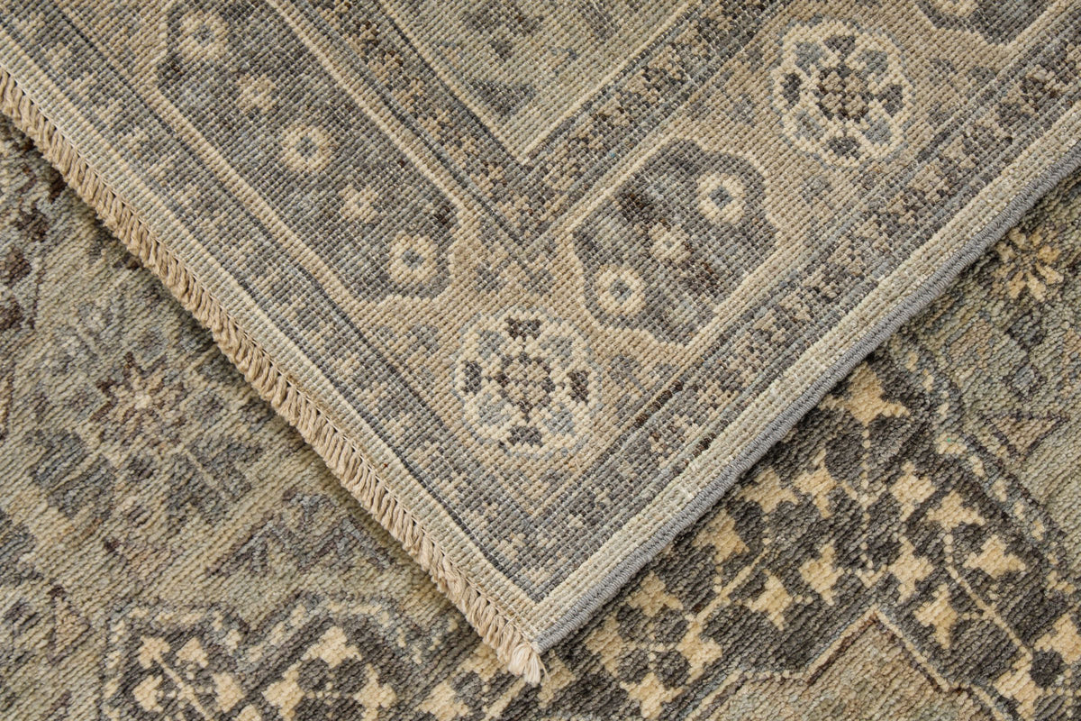 5x7 Green and Beige Turkish Tribal Rug
