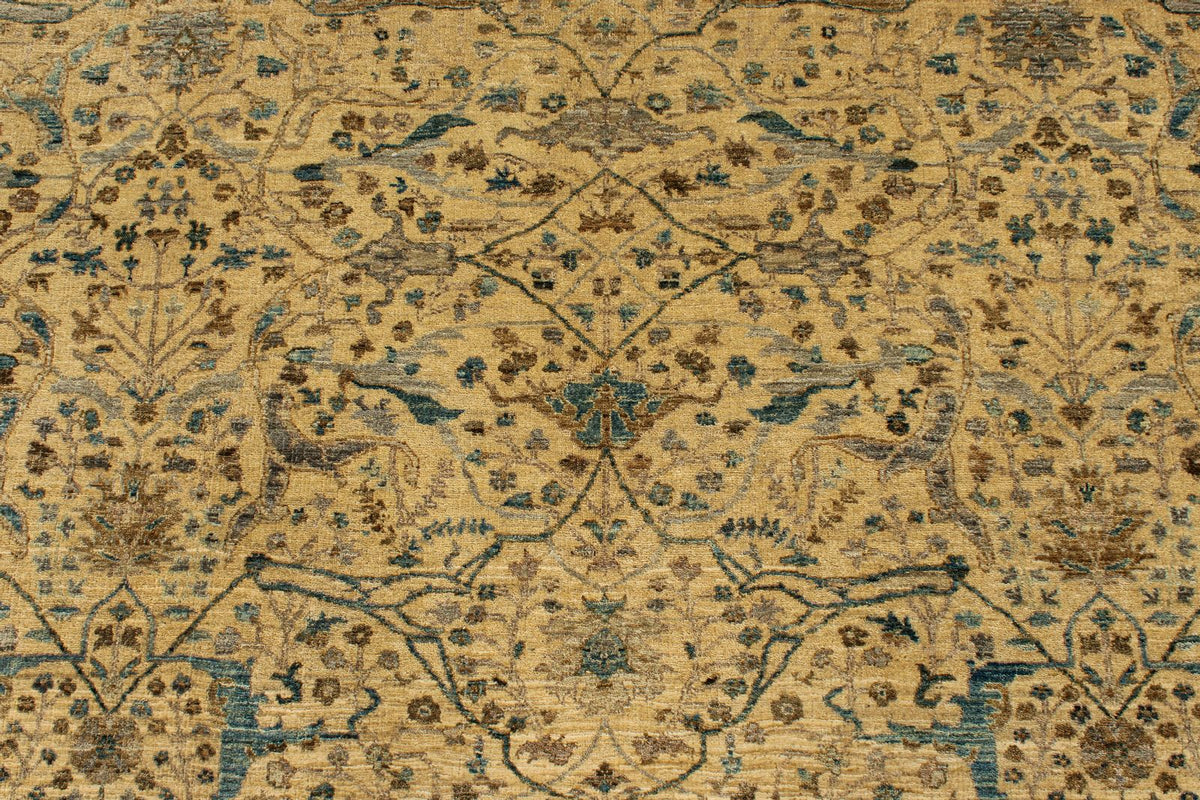 5x7 Ivory and Blue Anatolian Traditional Rug