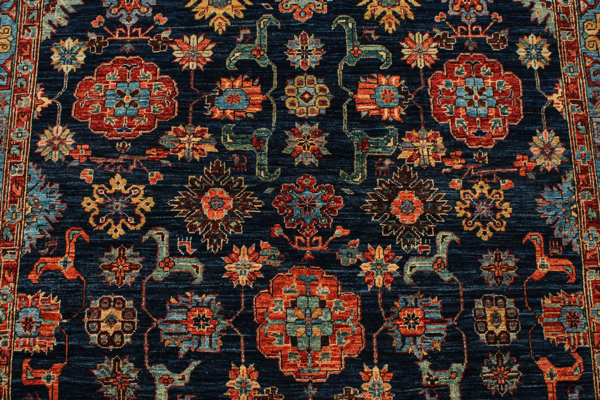 5x8 Navy and Blue Traditional Rug