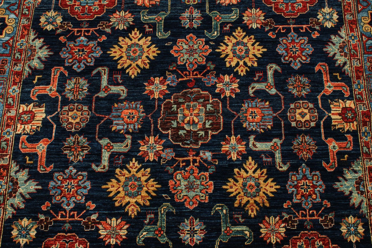 5x8 Navy and Blue Traditional Rug
