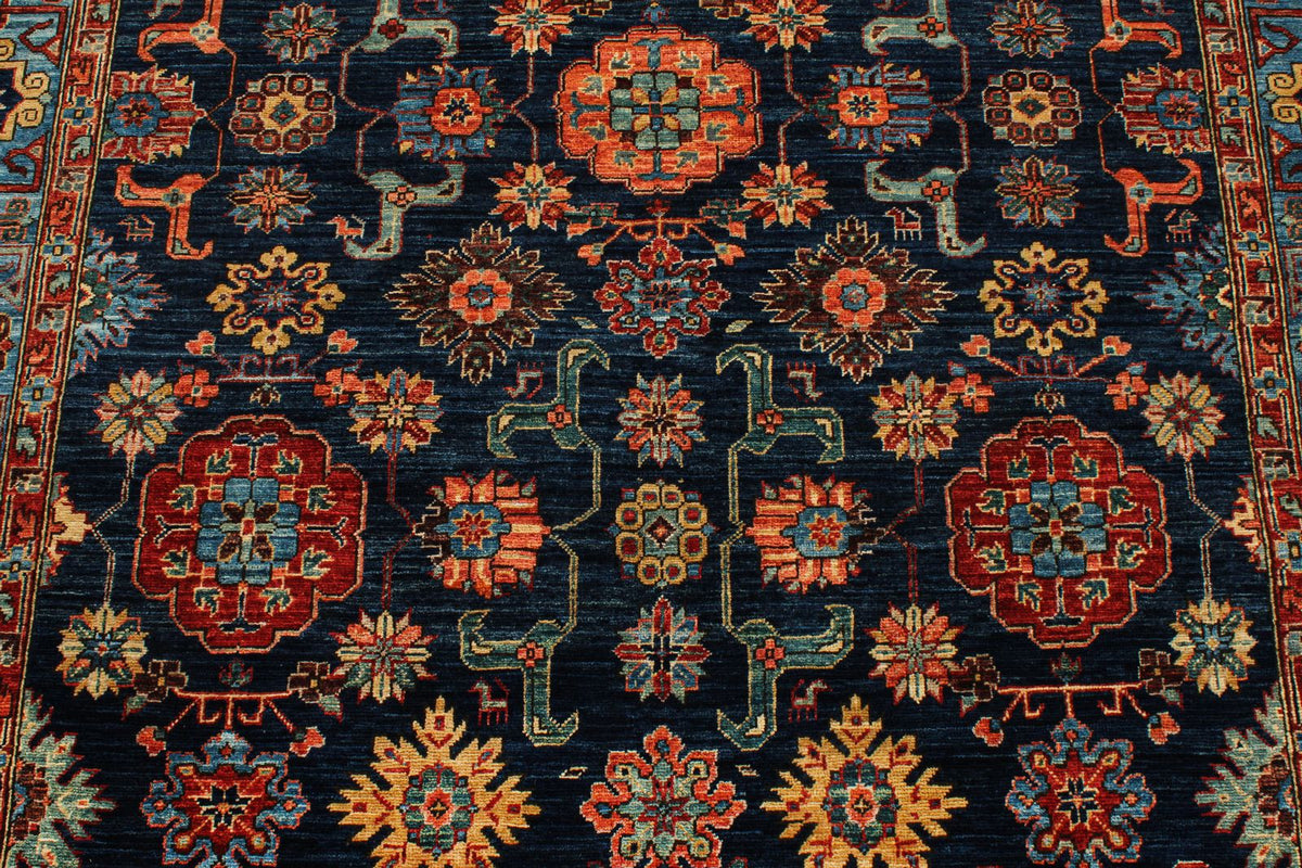 5x8 Navy and Blue Traditional Rug