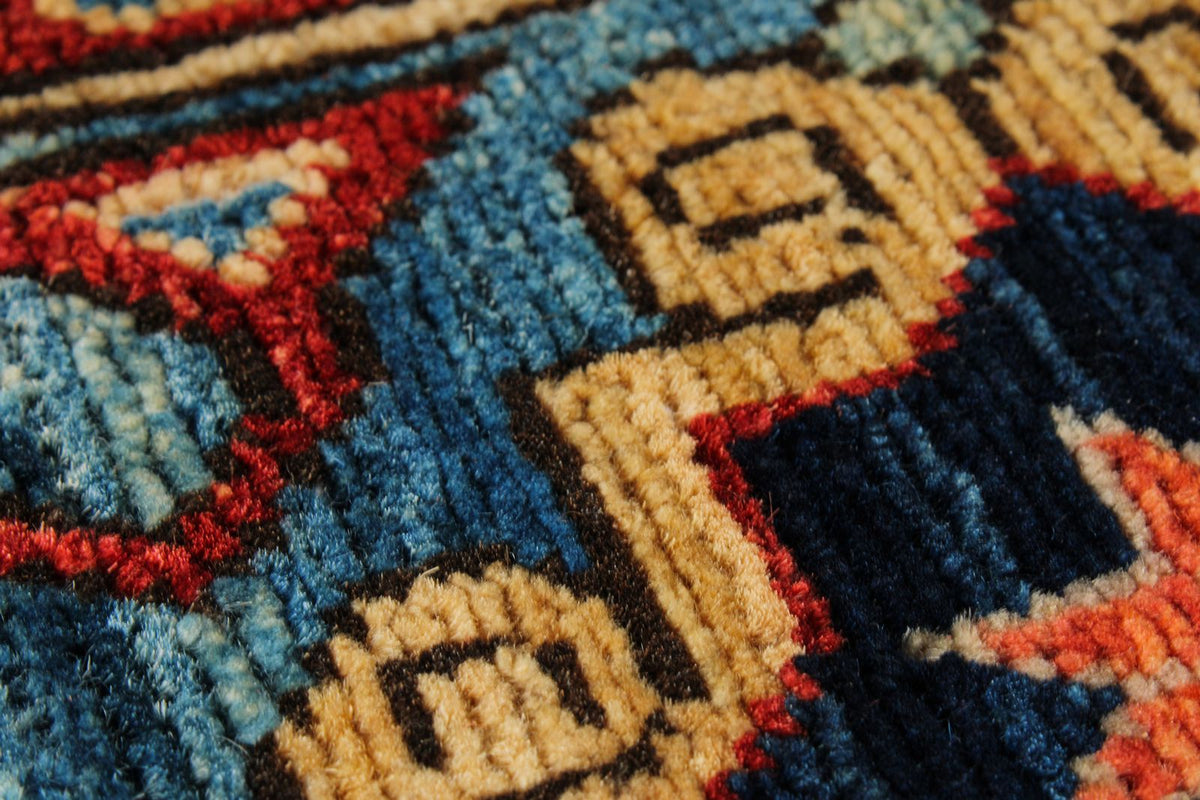 5x8 Navy and Blue Traditional Rug