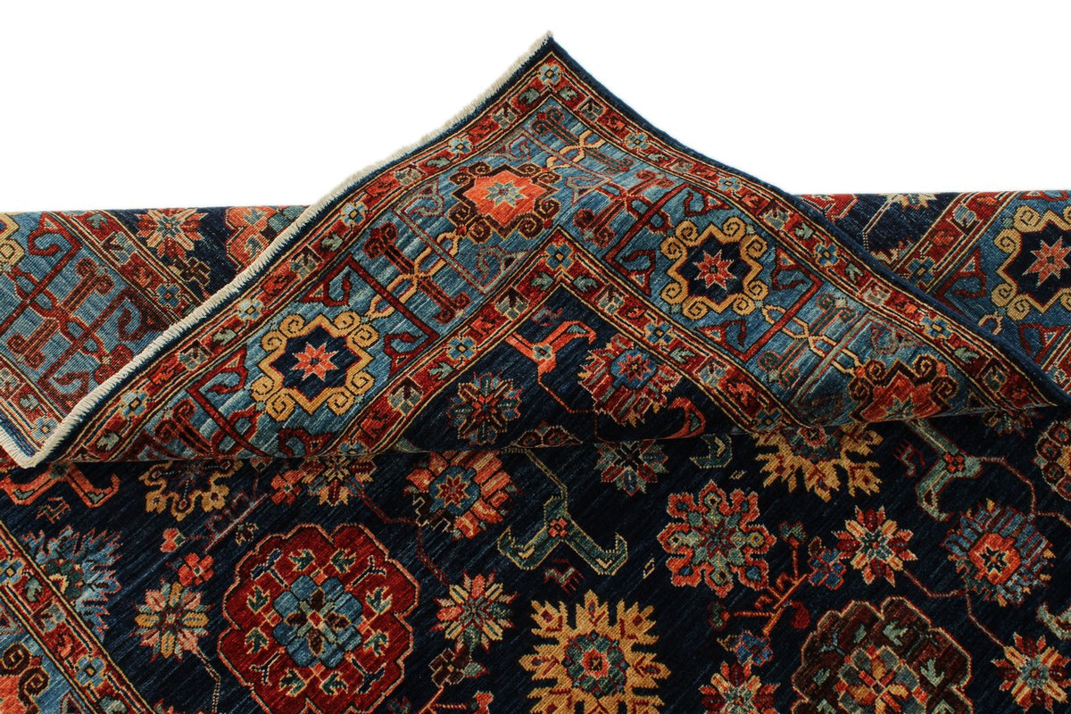 5x8 Navy and Blue Traditional Rug