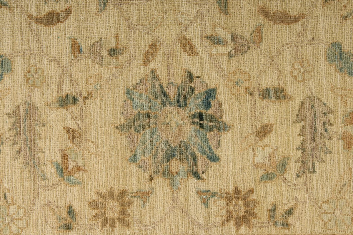 3x10 Ivory Traditional Runner