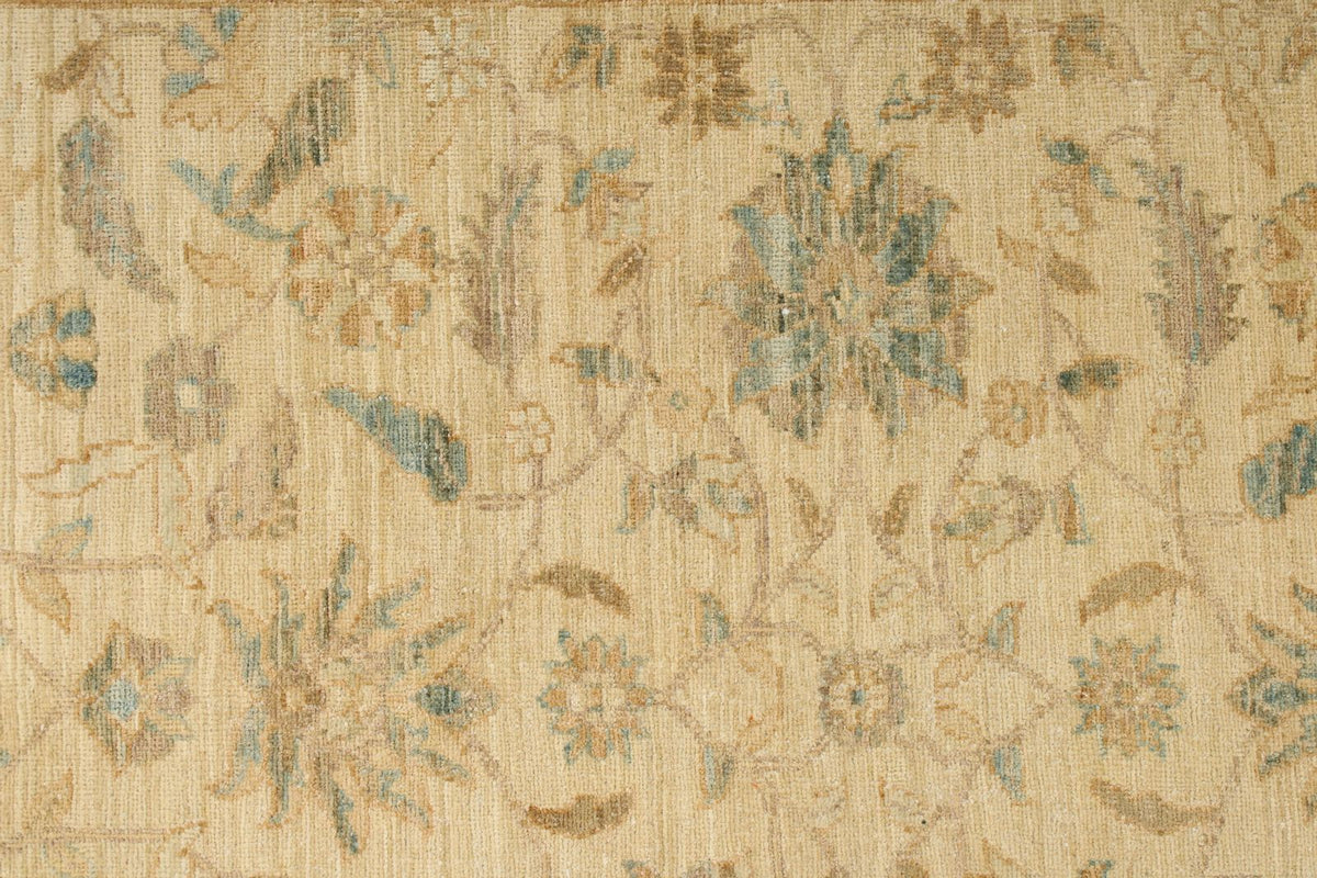 3x10 Ivory Traditional Runner