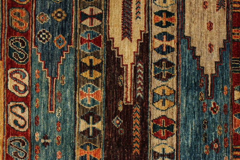 4x6 Multicolor Traditional Rug