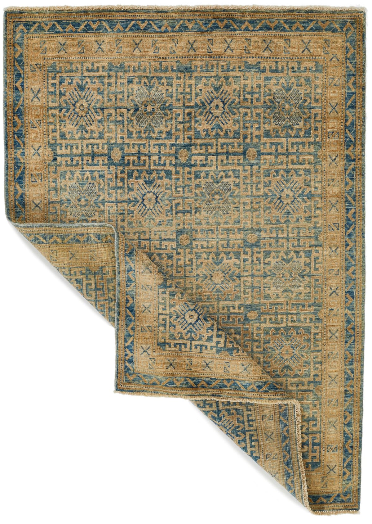 4x6 Blue and Ivory Traditional Rug