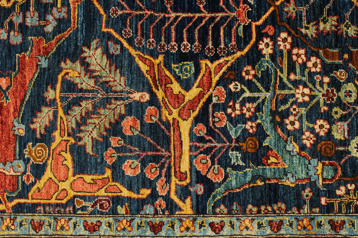 4x6 Navy and Multicolor Traditional Rug