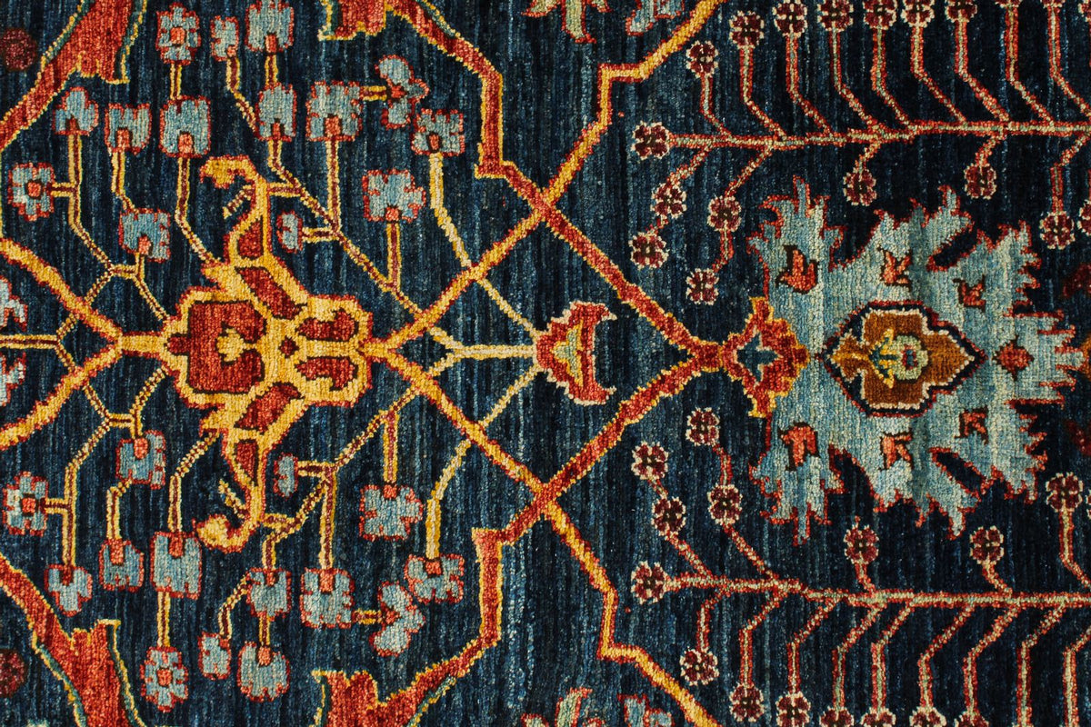 4x6 Navy and Multicolor Traditional Rug