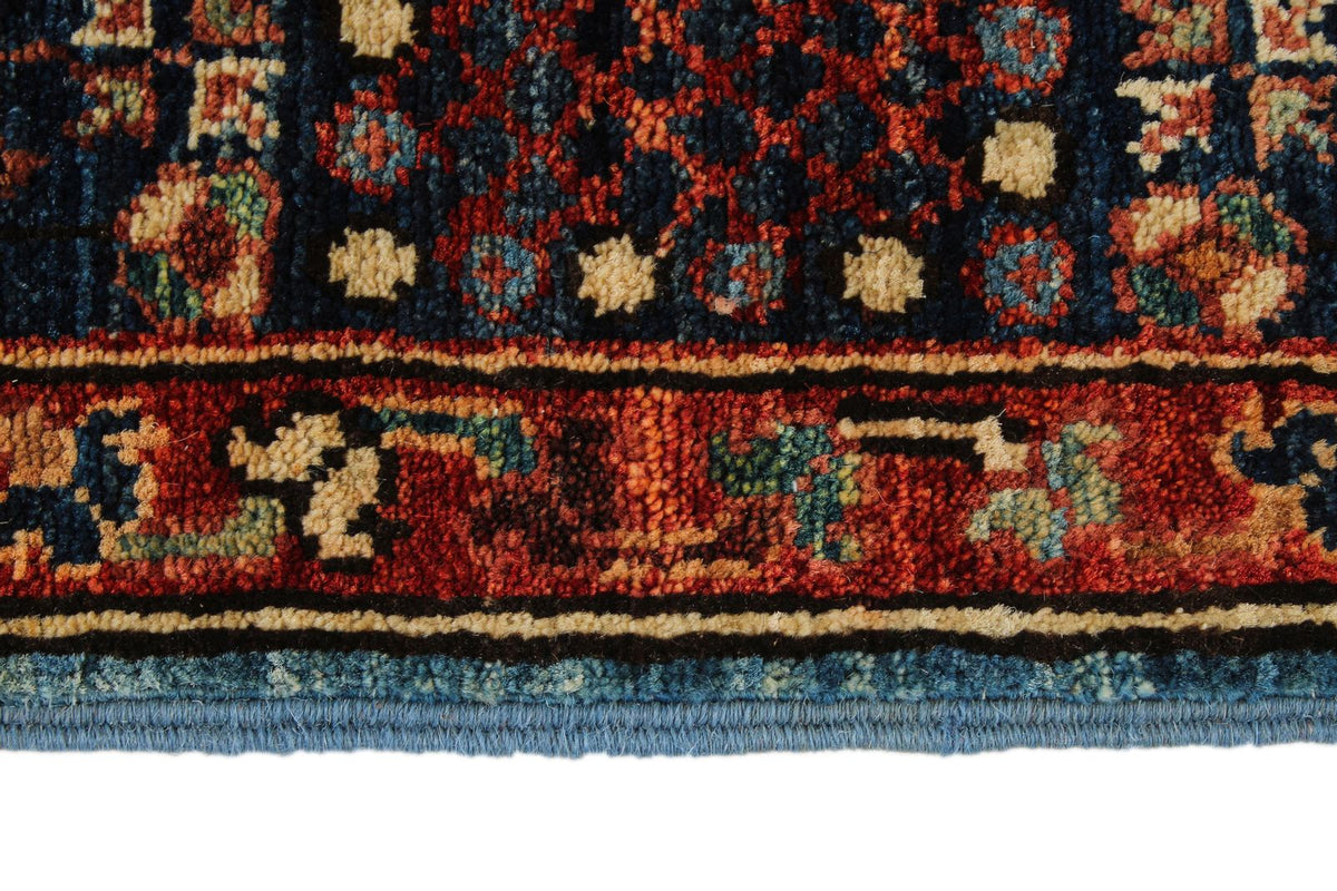 4x6 Blue and Navy Traditional Rug