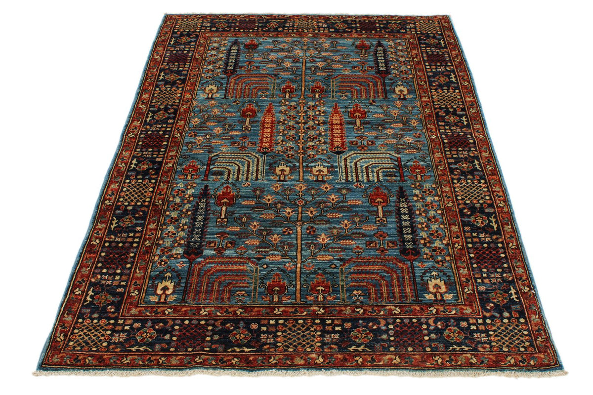 4x6 Blue and Navy Traditional Rug