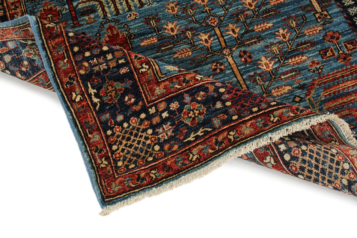 4x6 Blue and Navy Traditional Rug