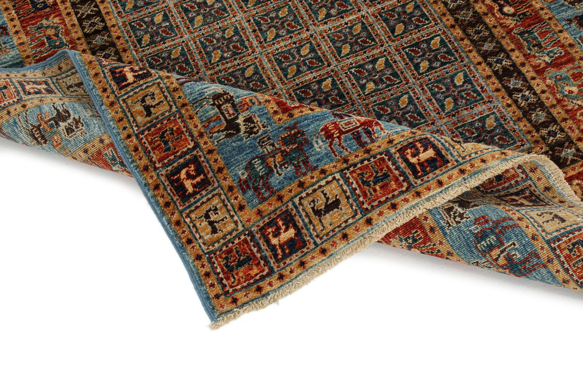 4x6 Multicolor and Blue Traditional Rug