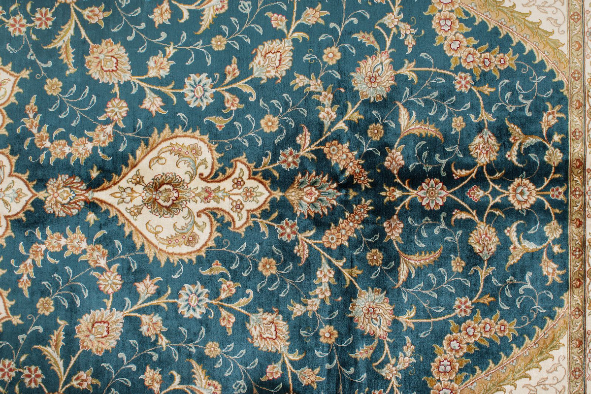 7x10 Blue and Red Turkish Silk Rug