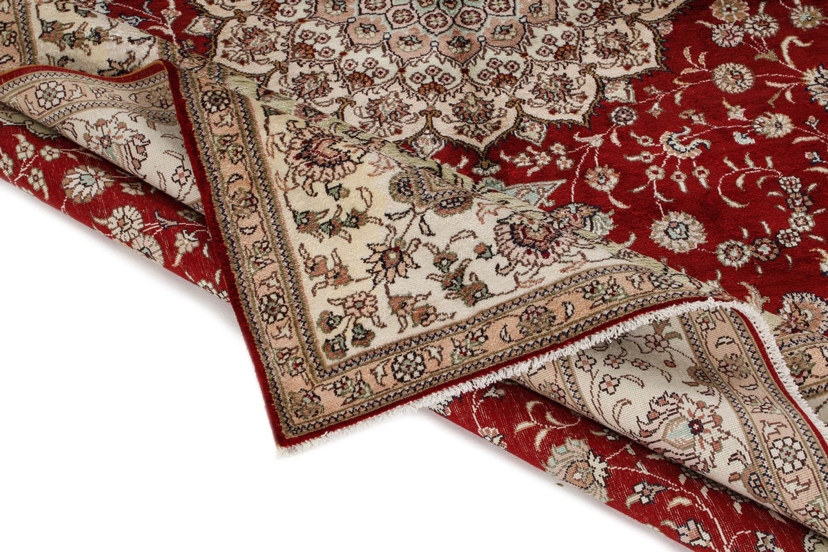 6x9 Red and Ivory Turkish Silk Rug