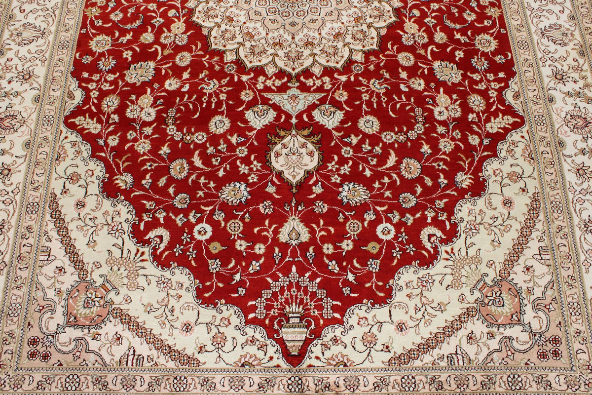 6x9 Red and Ivory Turkish Silk Rug