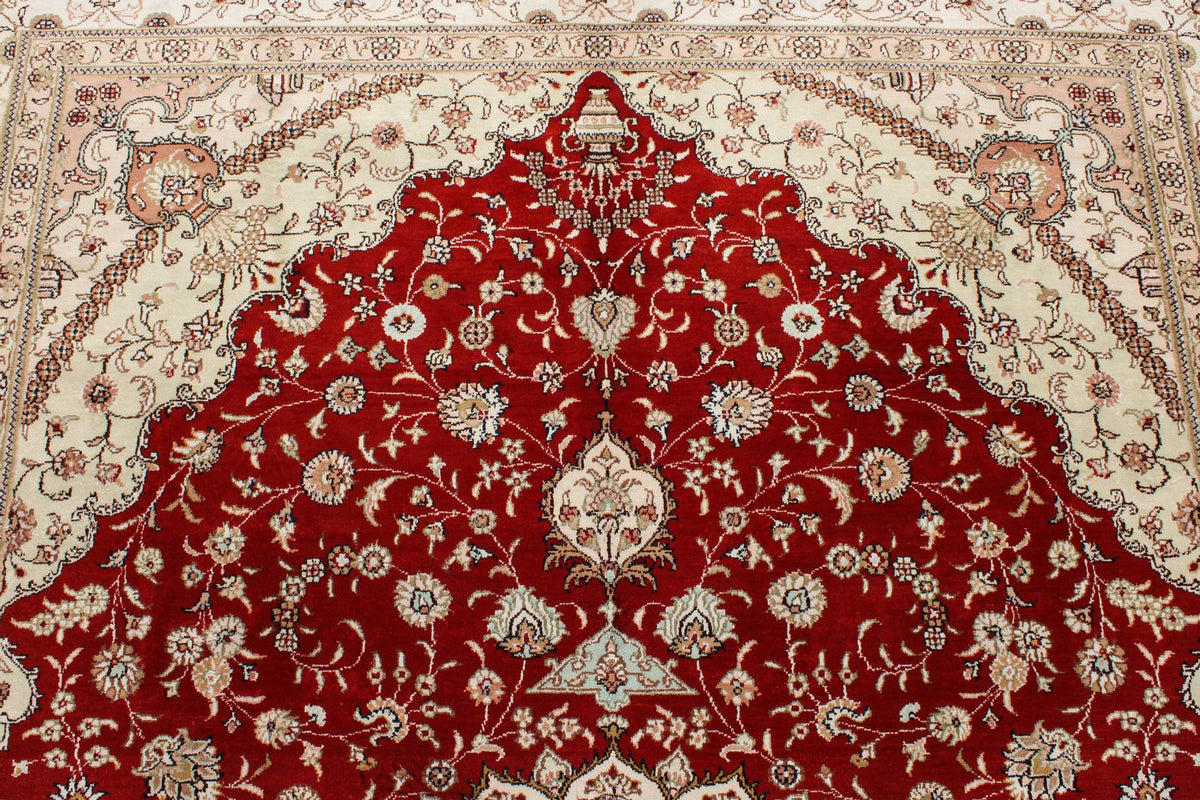 6x9 Red and Ivory Turkish Silk Rug