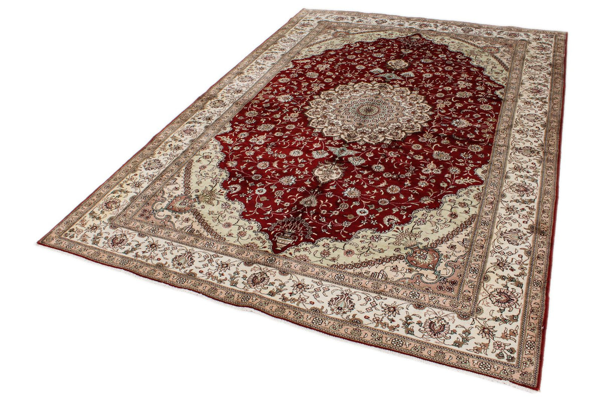 6x9 Red and Ivory Turkish Silk Rug