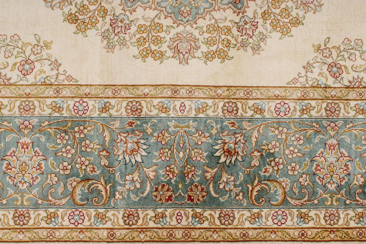 5x7 Ivory and Blue Turkish Silk Rug