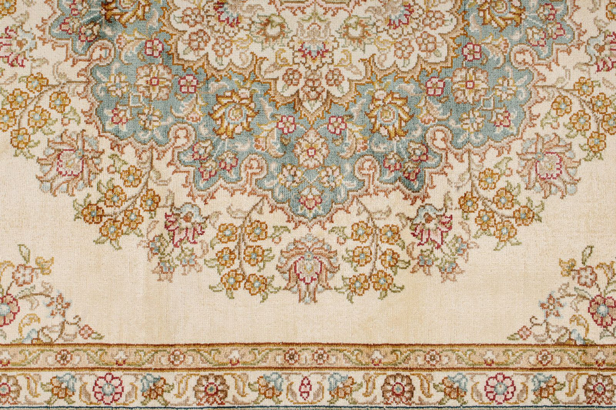 5x7 Ivory and Blue Turkish Silk Rug