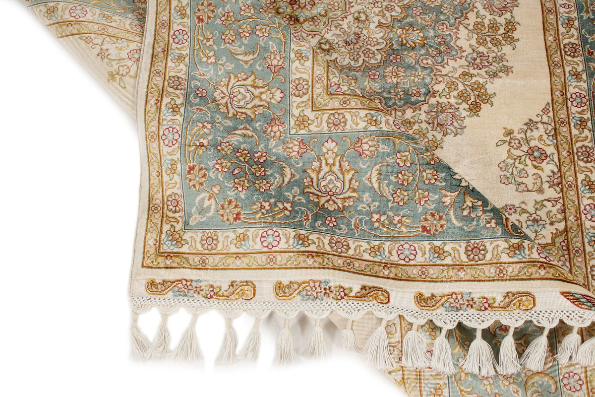 5x7 Ivory and Blue Turkish Silk Rug