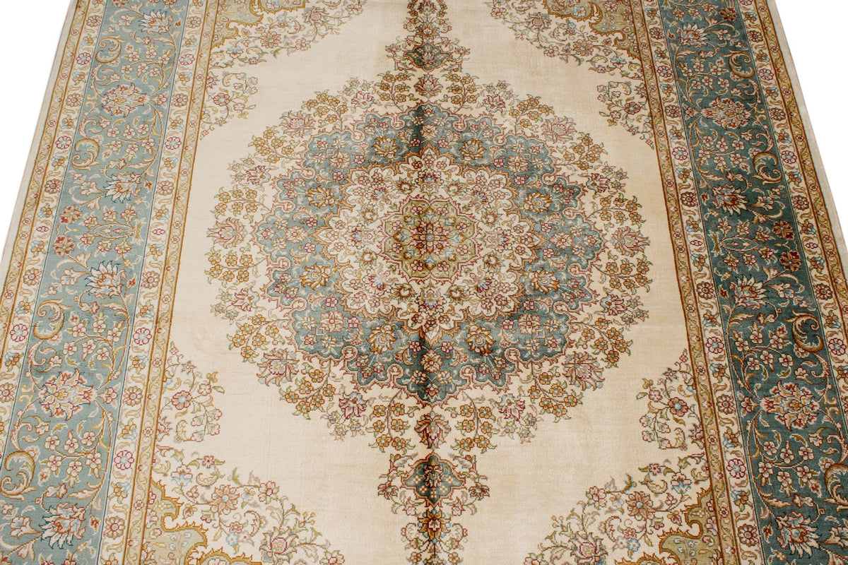 5x7 Ivory and Blue Turkish Silk Rug
