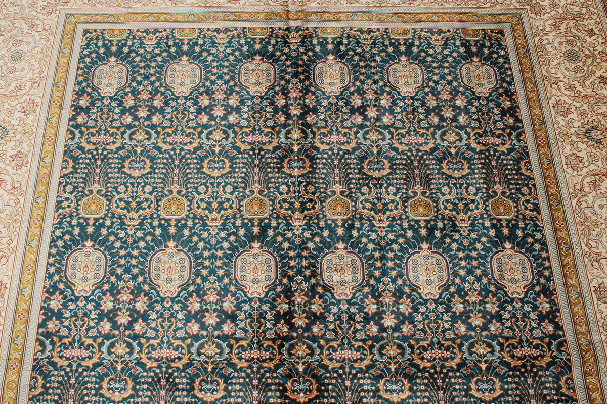6x8 Blue and Ivory Turkish Silk Rug