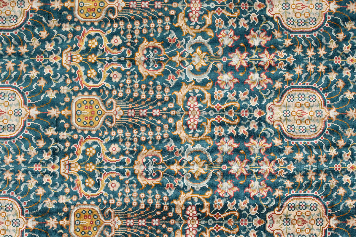 6x8 Blue and Ivory Turkish Silk Rug