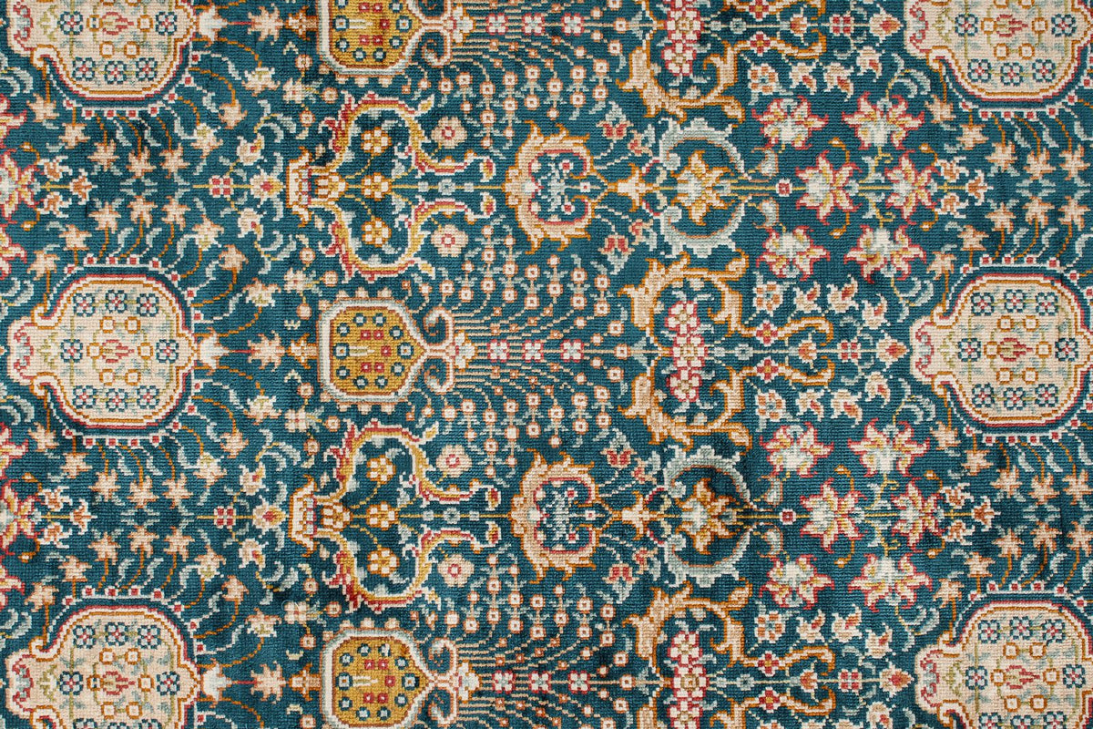 6x8 Blue and Ivory Turkish Silk Rug