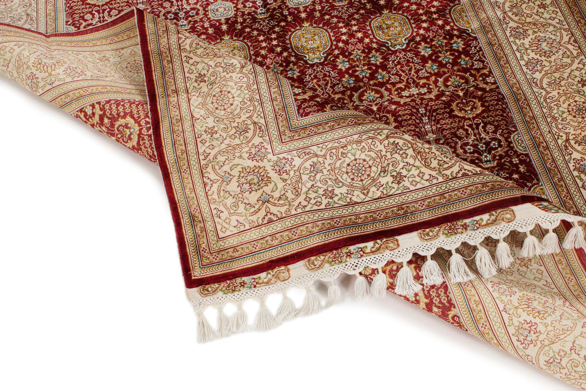 5x7 Red and Ivory Turkish Silk Rug