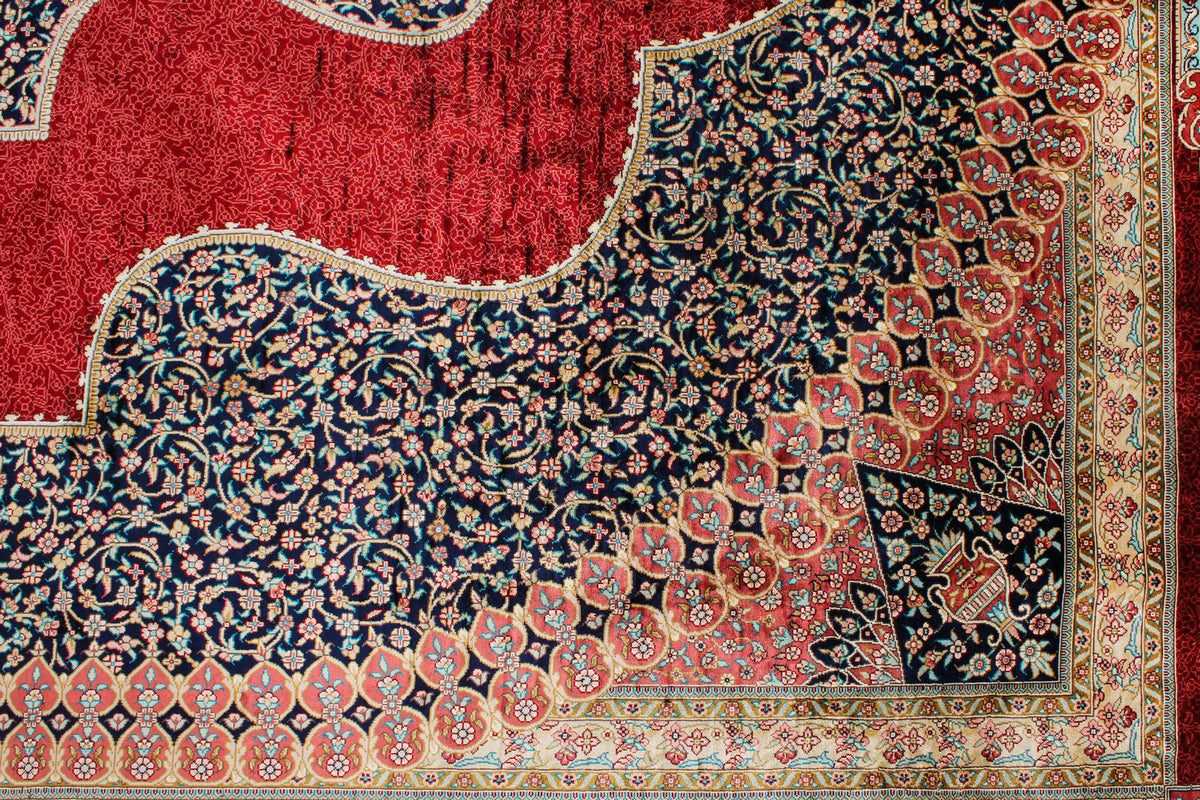 9x12 Red and Ivory Turkish Silk Rug